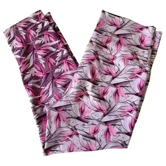 Evolution and Creation Pants - EVCR camo pink leafy high waisted leggings